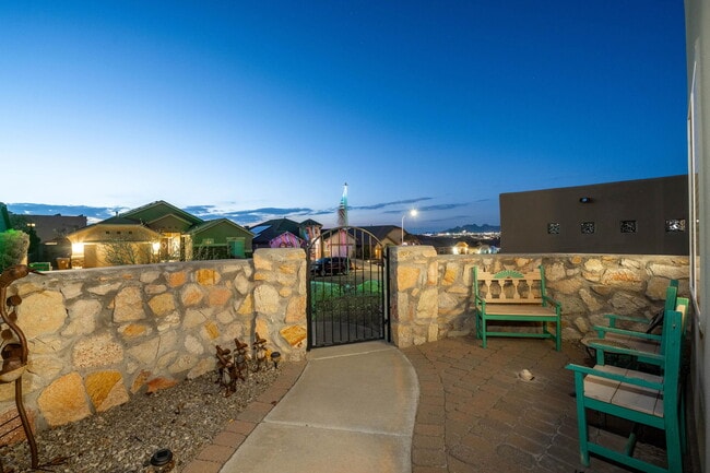 property at 4320 Calle Sonesta