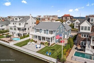 1118 Barnegat Ln in Mantoloking, NJ - Building Photo - Building Photo