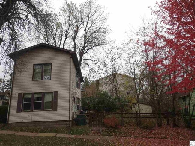 property at 732 N 23rd Ave W