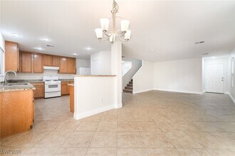 11119 Tuscolana St in Las Vegas, NV - Building Photo - Building Photo