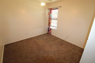 2821 Edgemere Dr in Norman, OK - Building Photo - Building Photo
