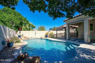 7726 S El Camino Dr in Tempe, AZ - Foto de edificio - Building Photo