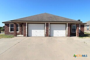 2915 Sunflower Trail in Copperas Cove, TX - Building Photo