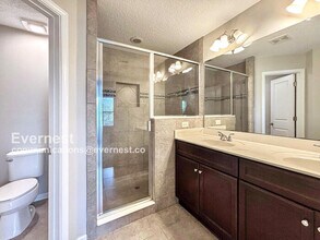 2451 Caney Oaks Dr E in Jacksonville, FL - Building Photo - Building Photo