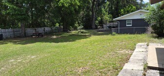 10613 SE 54th Ave in Belleview, FL - Building Photo