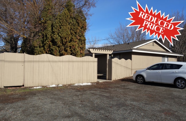 property at 111 W 12th Ave