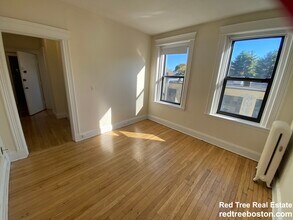 1148 Commonwealth Ave in Boston, MA - Foto de edificio - Building Photo