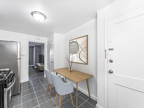 2 W Oakland Ave, Unit 1 Bedroom in Oaklyn, NJ - Foto de edificio - Building Photo