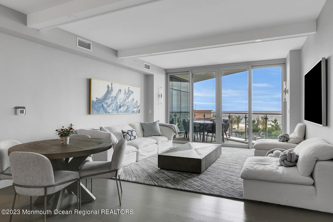 20 Melrose Terrace in Long Branch, NJ - Building Photo