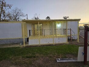 2065 Atwater Blvd in Atwater, CA - Building Photo - Building Photo