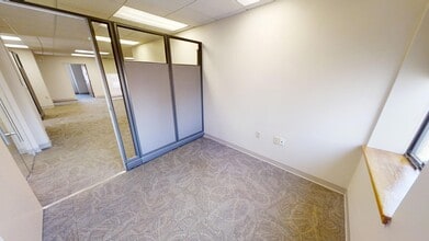 115 Franklin St, Unit Suite 3C in Bangor, ME - Building Photo - Building Photo