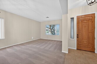4385 S Crosscreek Dr in Chandler, AZ - Building Photo - Building Photo