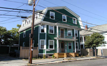 21 Harbor St in Salem, MA - Building Photo - Building Photo