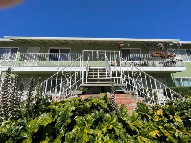 property at 2250 Tomasina Ct