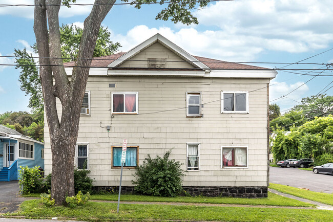 400 Carbon in Syracuse, NY - Building Photo - Building Photo