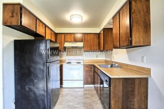14725 SE 16th Cir in Vancouver, WA - Building Photo - Building Photo