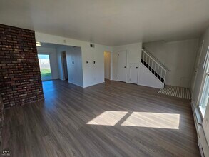 3815 Biscayne Rd in Indianapolis, IN - Building Photo - Building Photo