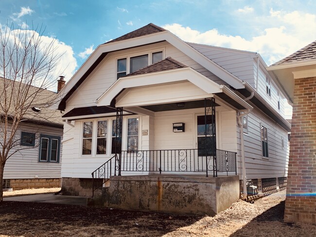 5021 W Greenfield Ave, Unit 5023