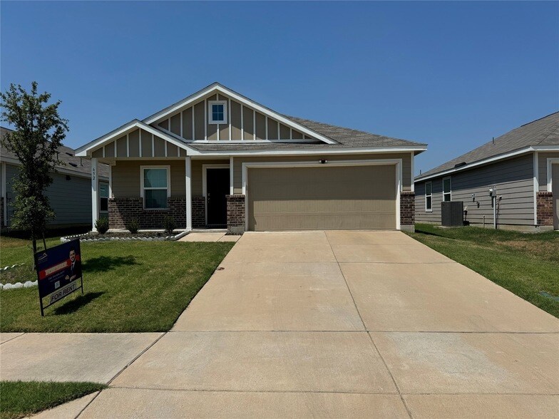 652 Autumnwood Way in Princeton, TX - Building Photo