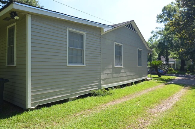 1633 N 16th St in Baton Rouge, LA - Building Photo - Building Photo