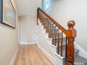 38 Gregory Blvd in Norwalk, CT - Building Photo - Building Photo