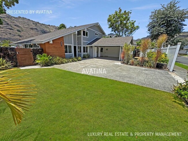 property at 6847 Niumalu Loop