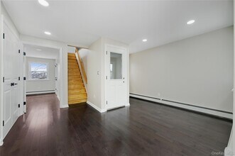 120 Maple Ave in Cedarhurst, NY - Building Photo - Building Photo