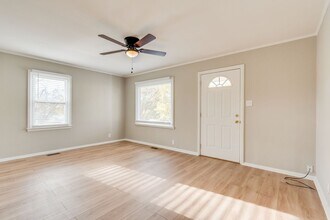 2614 Mimosa Ln in Johnson City, TN - Building Photo - Building Photo