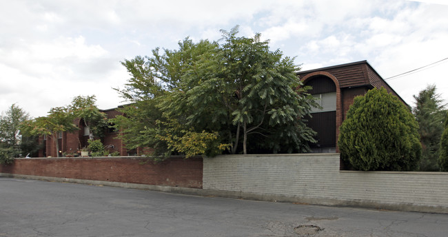 3052 S 300 E in Salt Lake City, UT - Foto de edificio - Building Photo