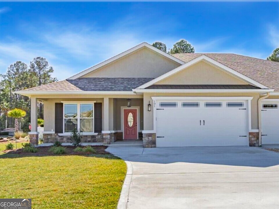 101 Ryan Nicholas Dr in Kingsland, GA - Building Photo