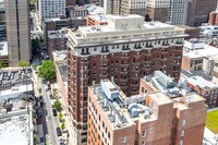 The Lenox Condos in Philadelphia, PA - Building Photo - Building Photo