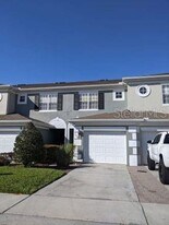 10739 Savannah Wood Ct in Orlando, FL - Building Photo