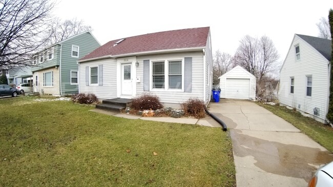 property at 1904 Williams Blvd SW