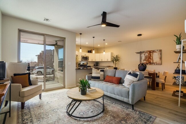 property at 4535 Villa Loma Ln NE