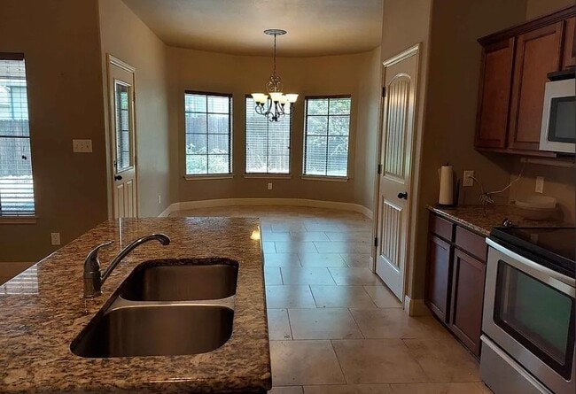 704 Darlington Dr in Fredericksburg, TX - Building Photo - Building Photo