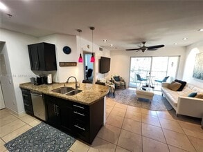 460 S Park Rd in Hollywood, FL - Building Photo - Building Photo