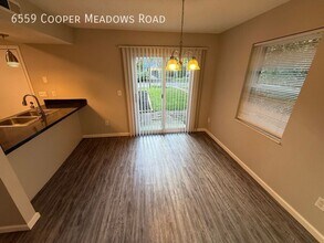 6559 Cooper Meadows Rd in Westerville, OH - Building Photo - Building Photo