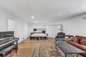 981 Castle Rock Rd in Walnut Creek, CA - Building Photo - Building Photo