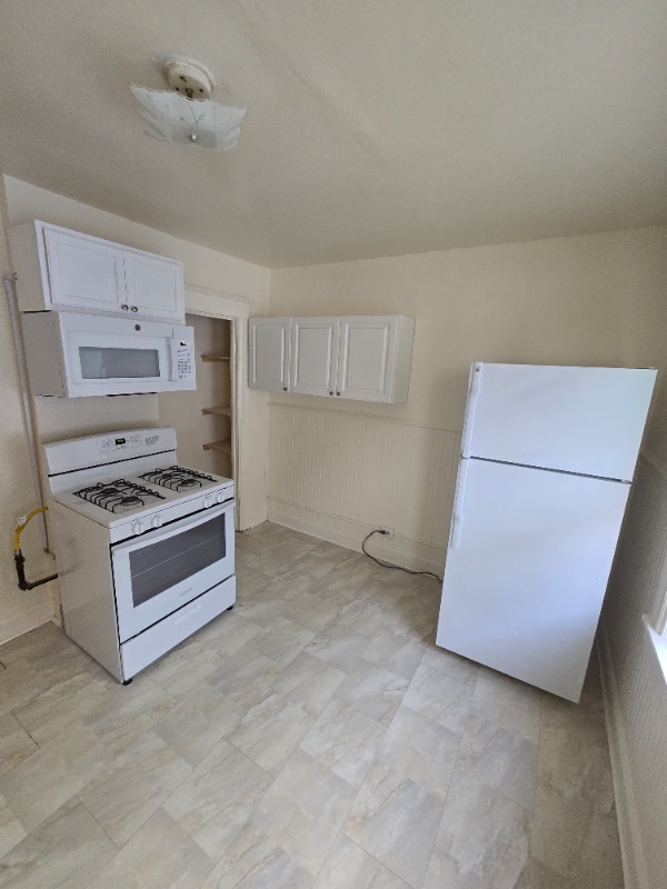 24 May St in Poughkeepsie, NY - Building Photo - Building Photo