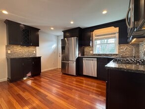 34 Braman St in Danvers, MA - Building Photo - Building Photo