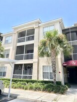 3000 Laurel Park Ln in Kissimmee, FL - Building Photo