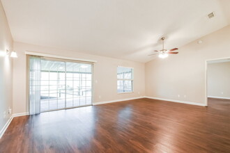 126 Grovewood Ave in Sanford, FL - Building Photo - Building Photo