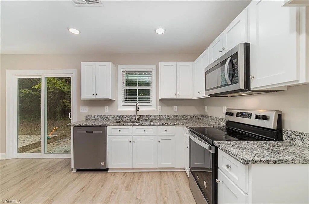 66 Muse Ct NW in Concord, NC - Foto de edificio