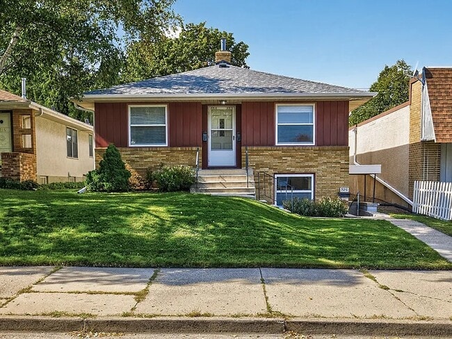 5212 Bloomington Ave in Minneapolis, MN - Building Photo - Building Photo