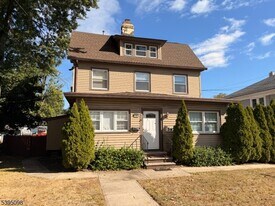 38 Morris Ave in Springfield, NJ - Building Photo
