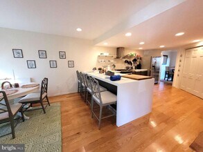 44 Woodstream Dr in Chesterbrook, PA - Building Photo - Building Photo