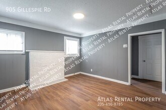 905 Gillespie Rd in Chattanooga, TN - Building Photo - Building Photo