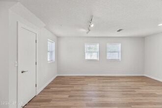 223 19th St N in Jacksonville Beach, FL - Building Photo - Building Photo