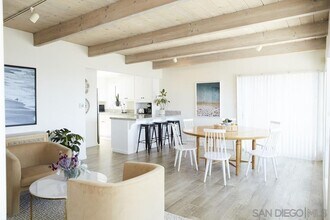 1647 Haydn Dr in Encinitas, CA - Building Photo - Building Photo