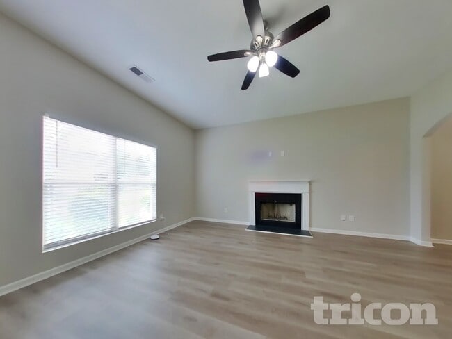 347 Hawthorn Dr in Dallas, GA - Building Photo - Building Photo